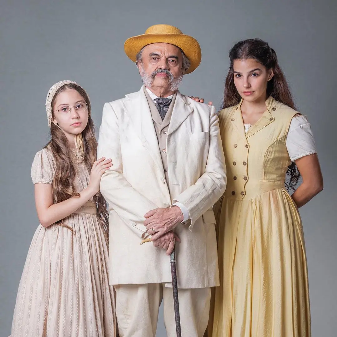 quem é dolores na novela nos tempos do imperador