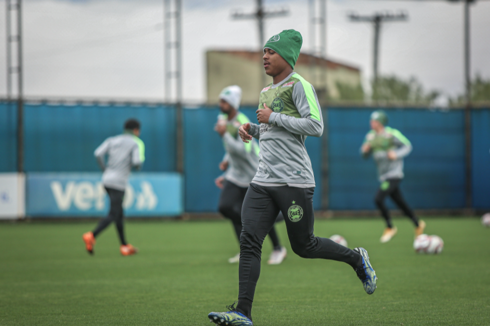 Veja onde assistir ao vivo jogo do Brasil de Pelotas x Coritiba hoje