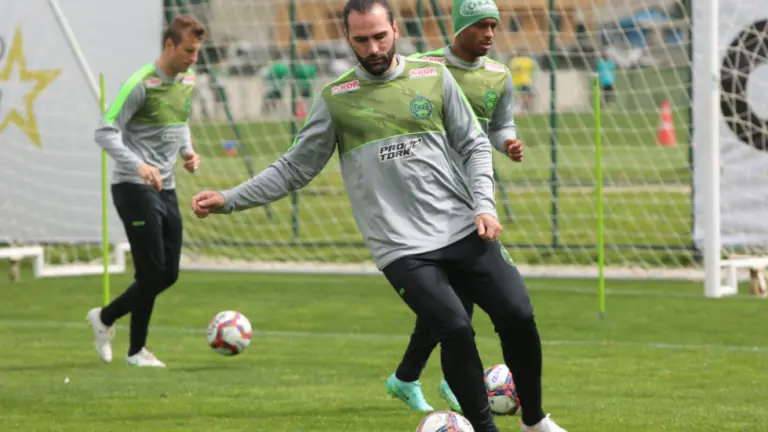 Horário do jogo Londrina x Coritiba: assistir AO VIVO e escalação – 1/9