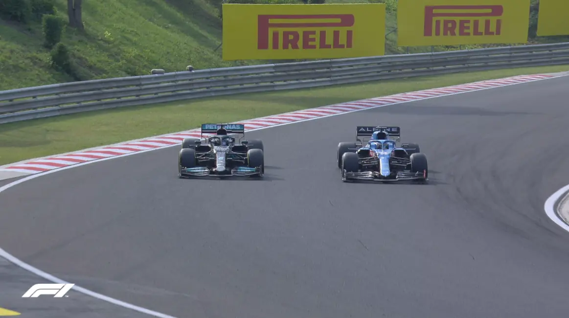 Lewis Hamilton não é que ganhou a corrida da Fórmula 1 hoje, mas novamente foi um dos destaques