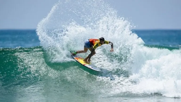 Mundial de Surfe 2021: onde assistir o circuito hoje – 12/8