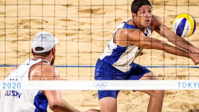 Quem ganhou o vôlei de praia masculino hoje? Veja o placar