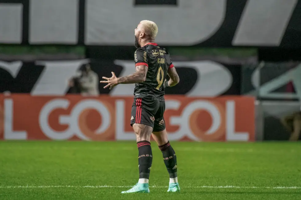 Gabigol comandou o resultado de 4 a 0 no jogo do Flamengo ontem