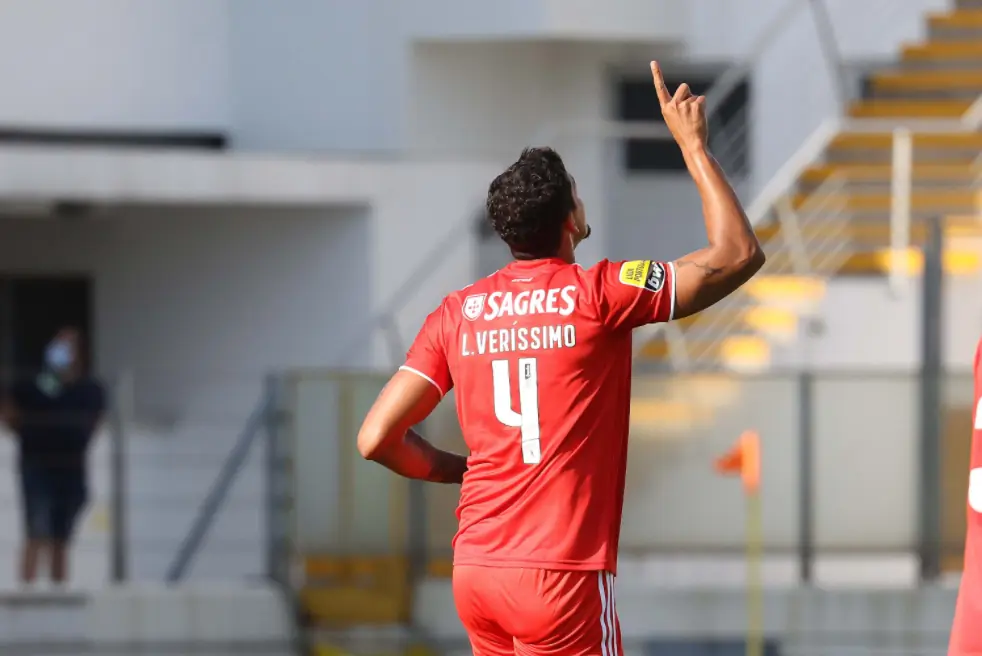 Benfica avançou com o placar agregado no jogo de 4 a 0