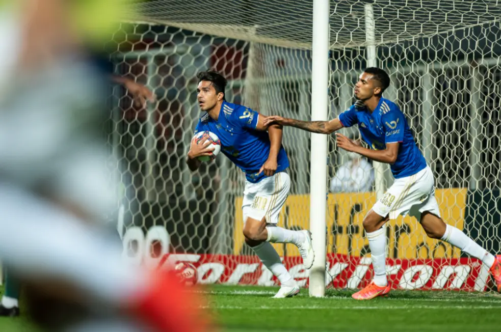 Cruzeiro está em 16º na classificação da Série B 2021 e ainda corre riscos de rebaixamento