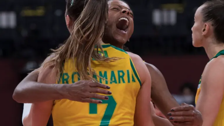Brasil x Coreia do Sul: onde assistir e horário do vôlei feminino hoje (6/8)