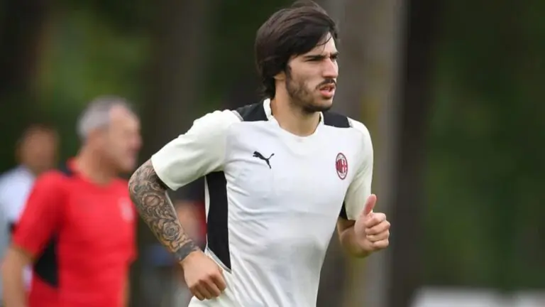 Valencia x Milan: onde assistir ao amistoso, horário e escalações – 04/08