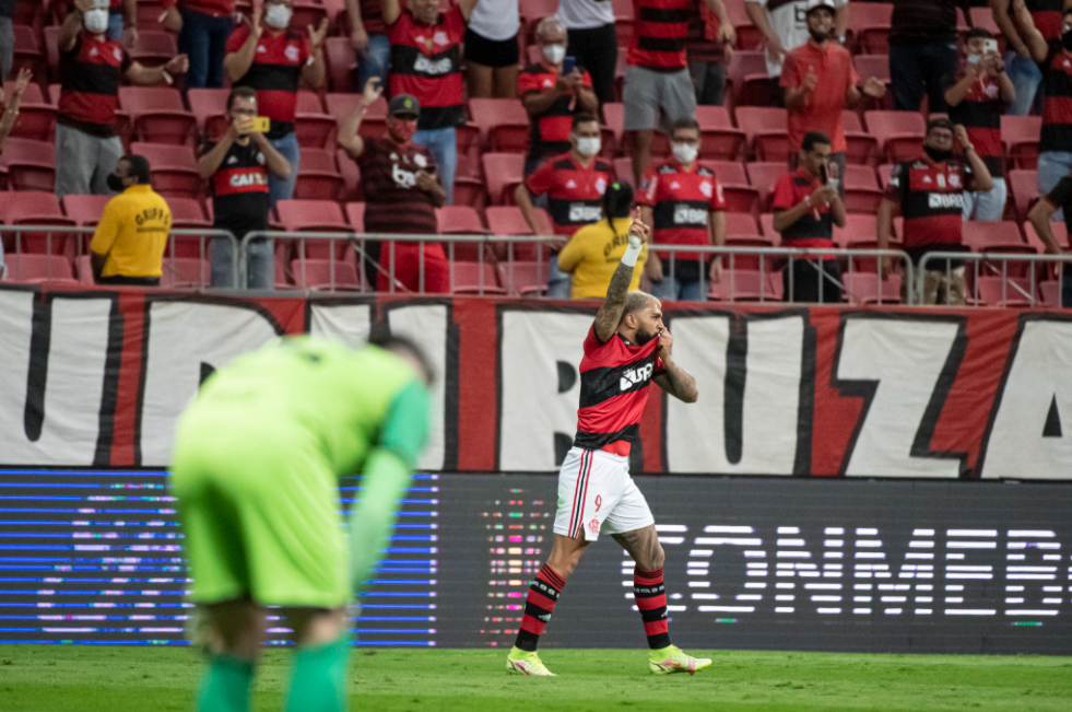 Flamengo busca garantir uma vaga na final da libertadores 2021