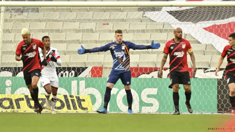 Onde assistir Atlético GO x Athletico PR ao vivo e horário do jogo – 4/8