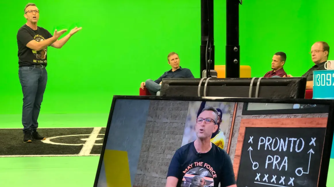 Craque Neto precisaria de licença da Band, onde apresenta seu programa, para ser presidente do Corinthians em 2023