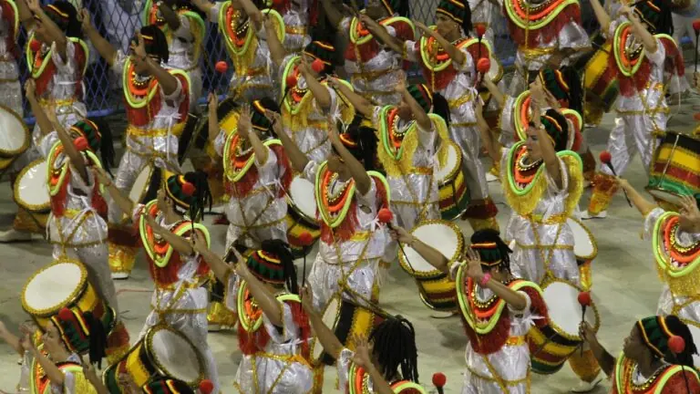 Vai ter Carnaval em 2022 no Brasil? Veja o que a BA, SP e RJ definiram