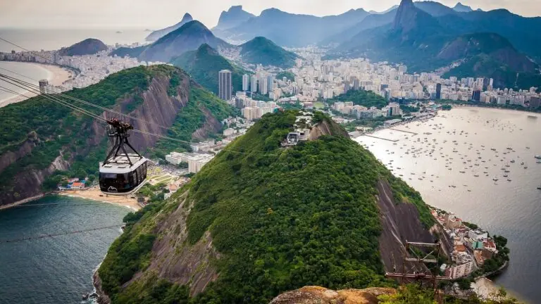 Vai viajar? Comprovante de vacinação será exigido no Rio de Janeiro