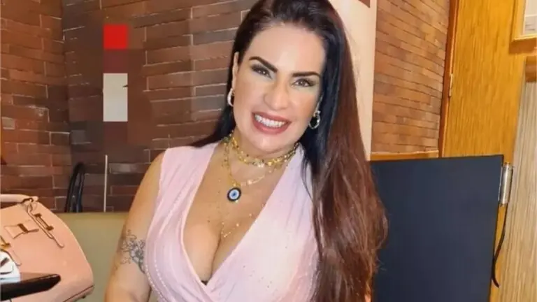 Solange Gomes em A Fazenda 2021: ex-banheira do Gugu é confirmada