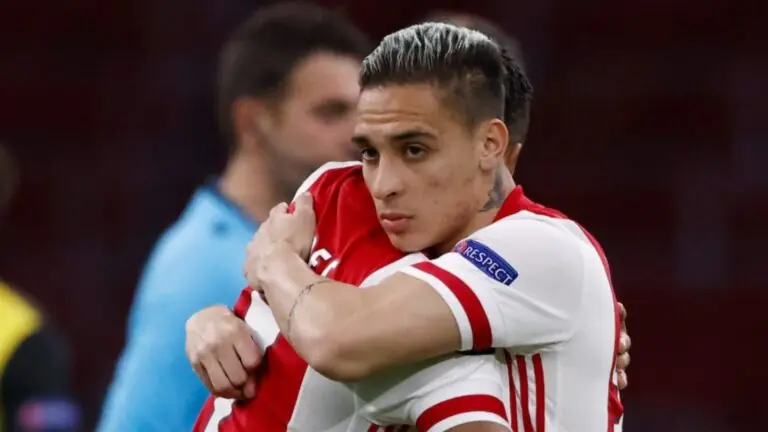 Confira onde assistir ao jogo de hoje entre Ajax x Groningen (25/09)