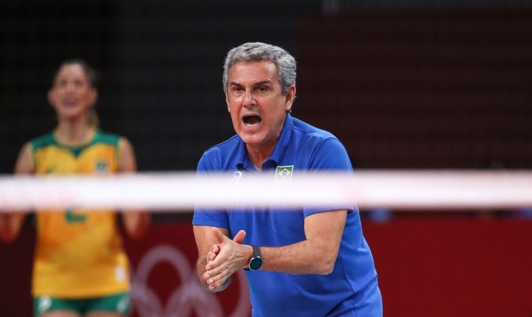 José Roberto Guimarães convocou 14 jogadoras para a seleção feminina de vôlei