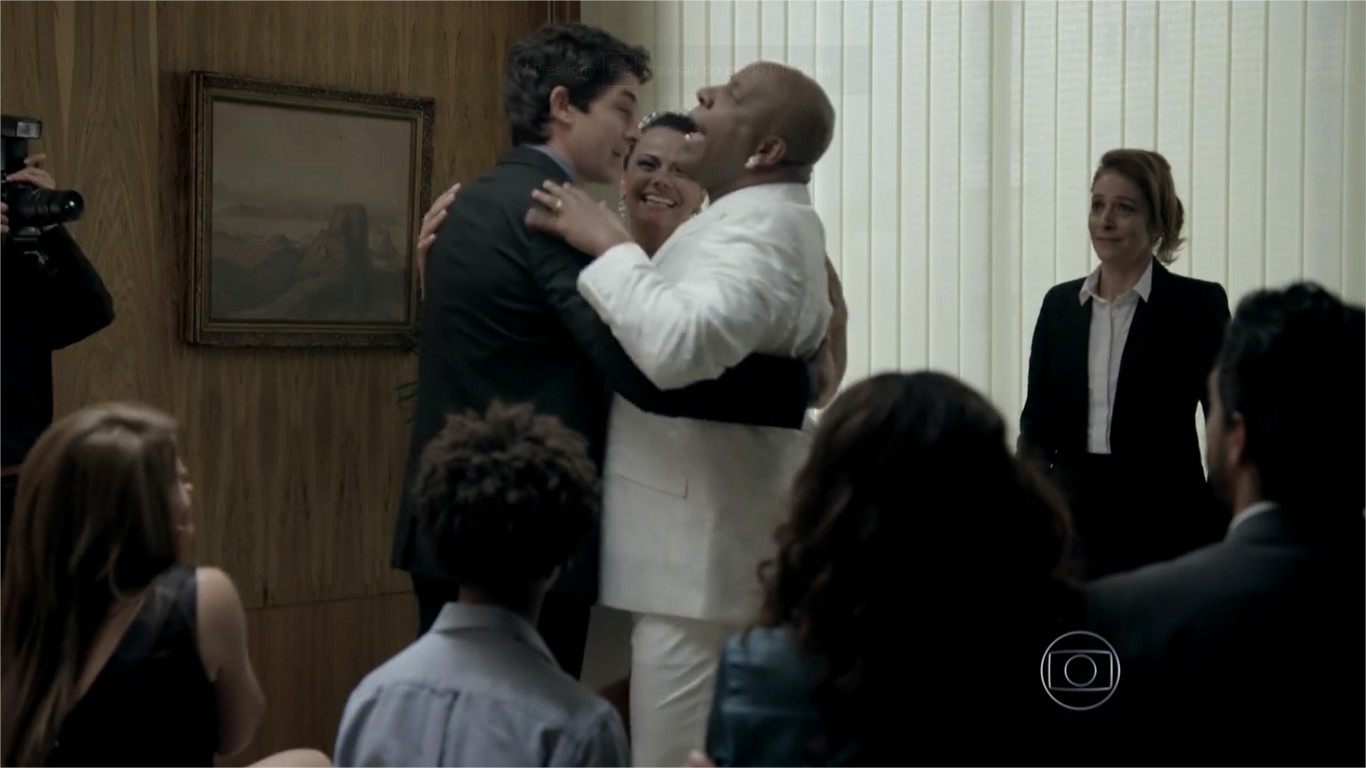 Casamento de Xana e Naná em Império: veja como será a união Imperio Xana e Nana se casam Assista online Globoplay Google Chrome 2