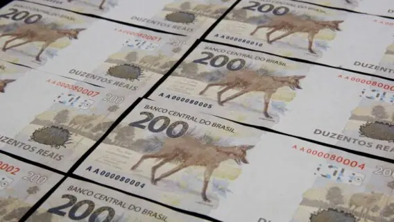 Nota de 200 reais ainda existe? Após 1 ano cédula ainda é raridade