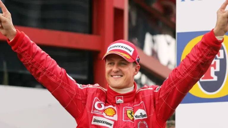 Esposa de Michael Schumacher quebra o silêncio sobre saúde do piloto