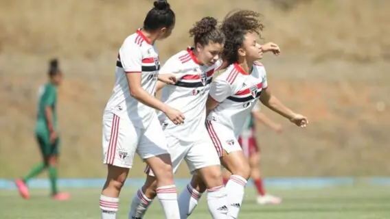 Jogos de hoje na TV ao vivo: onde assistir futebol nesta quinta  – 09/09