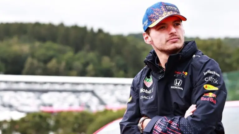 VOTE: punição para Verstappen na Fórmula 1 é exagerada?