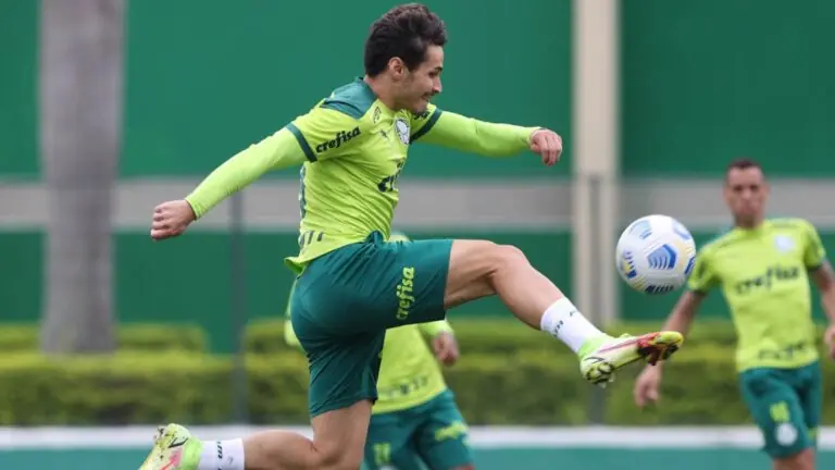 Jogos de hoje ao vivo: onde assistir futebol na TV neste sábado – 18/09