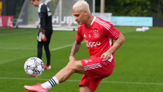 Saiba onde assistir ao jogo do Ajax neste sábado ao vivo e horário (18/09)