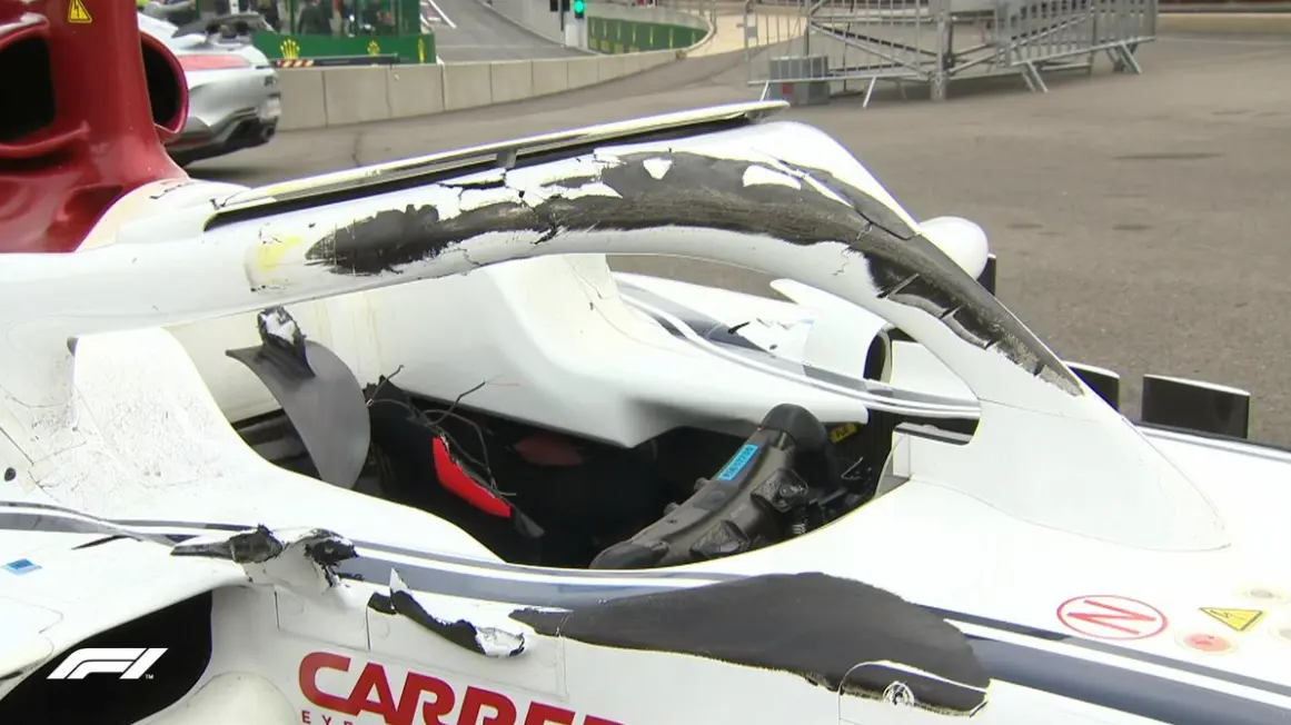 Halo protege a cabeça dos pilotos no cockpit