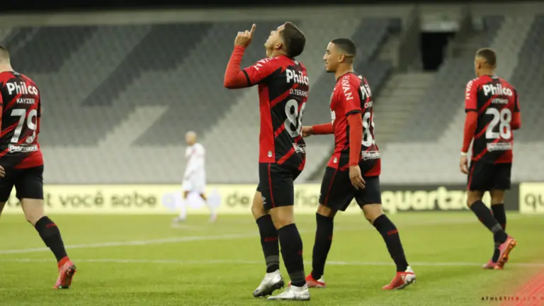 Onde assistir Athletico PR x Peñarol ao vivo e horário do jogo – 30/9