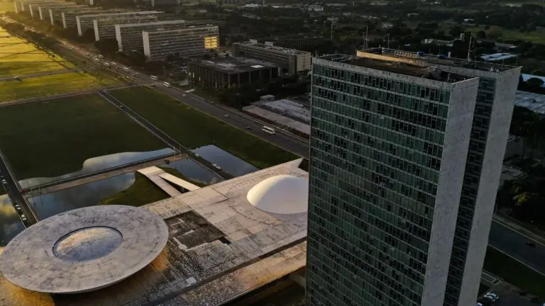 O que é a reforma administrativa? Entenda os 5 principais pontos