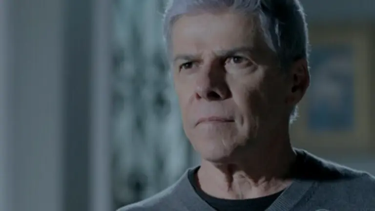 Cláudio morre em Império? Cerimonialista fica entre a vida e a morte