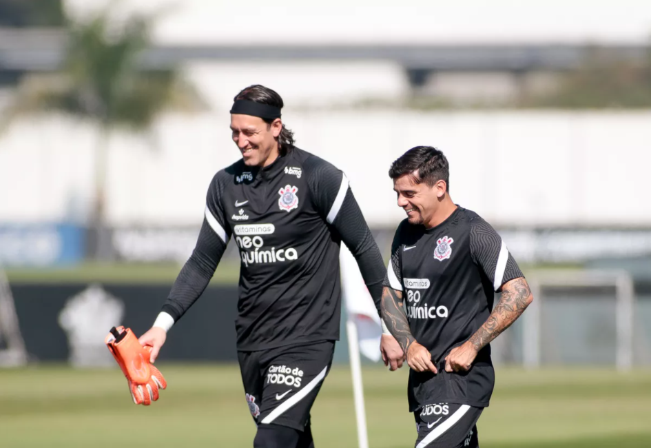 Cássio e Fágner estão na calçada da fama do Corinthians