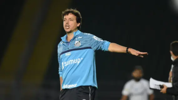 Fernando Diniz no Vasco 2021: saiba quando novo técnico fará a estreia
