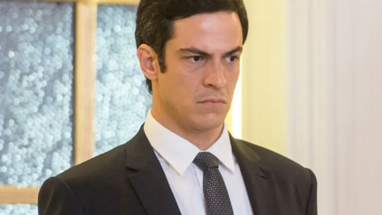 Descubra qual é o segredo de Eric na novela Pega Pega