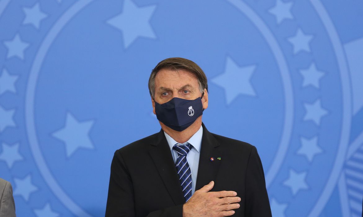 bolsonaro assina mp