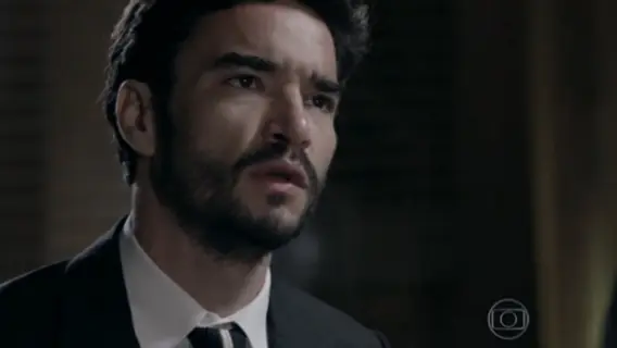 José Pedro é filho de Silviano na novela Império?