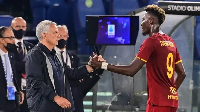 Saiba onde vai passar o jogo da Lazio x Roma hoje ao vivo (26/09)