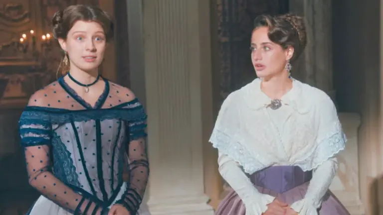 Isabel e Leopoldina vão disputar namorado na segunda fase da novela