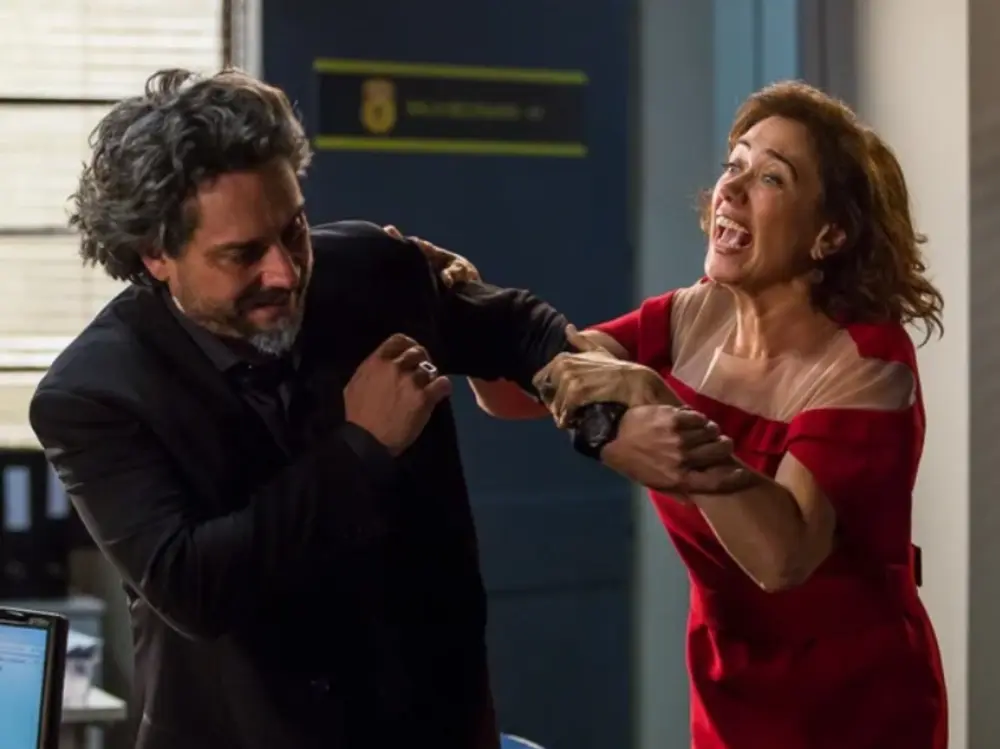 como o comendador reaparece