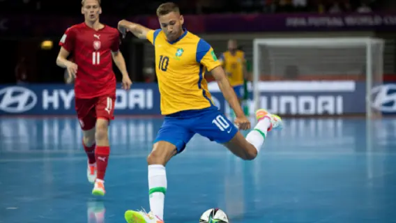 Resultado do jogo do Brasil Futsal deixa seleção líder isolada do Grupo D