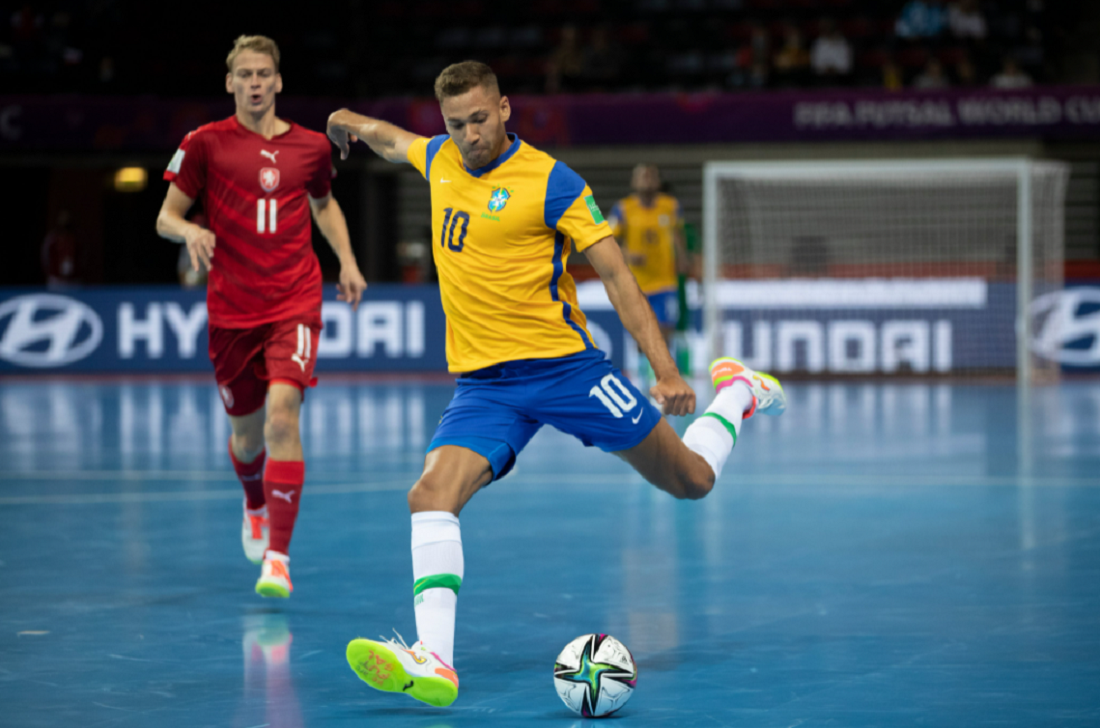 Resultado do jogo do Brasil Futsal deixa seleção líder isolada do Grupo D