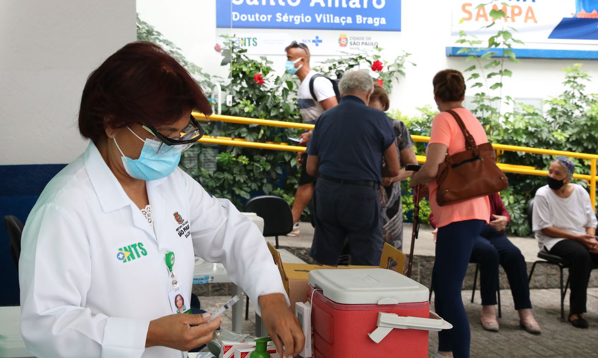 Como antecipar a segunda dose da vacina em SP