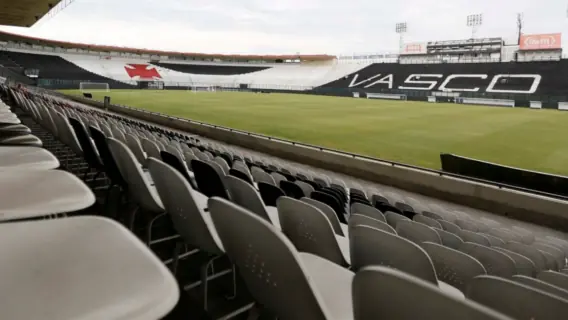 Greve no Vasco: Funcionários fazem paralisação após atraso de salários