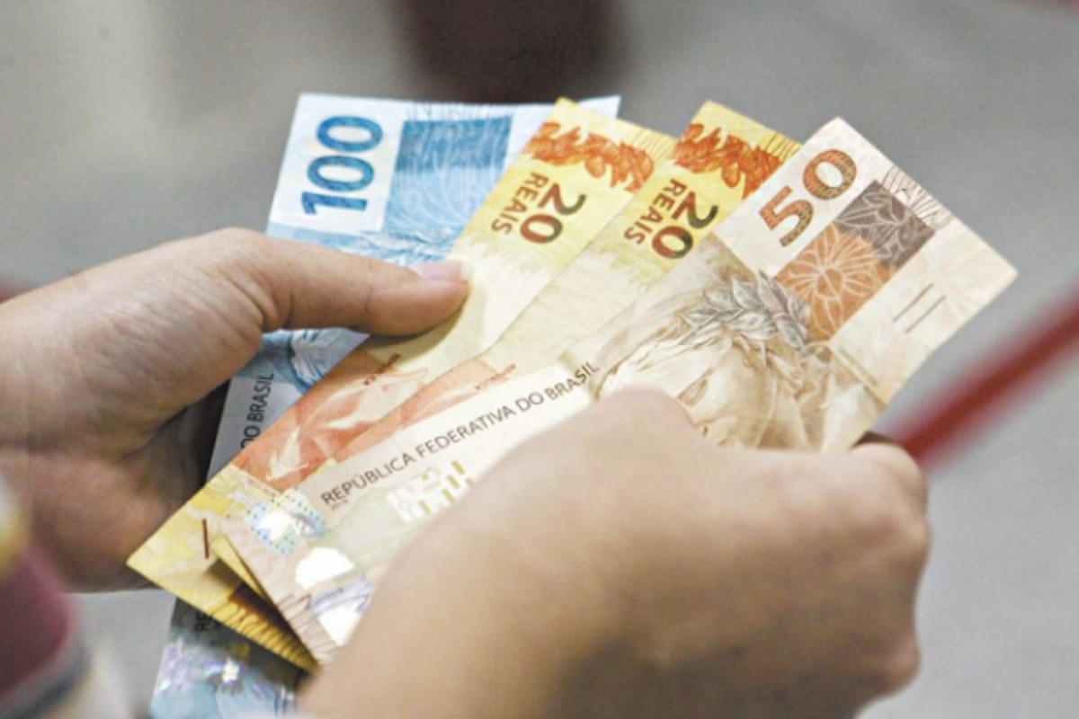 Quem vai receber o Auxílio Brasil 2021?