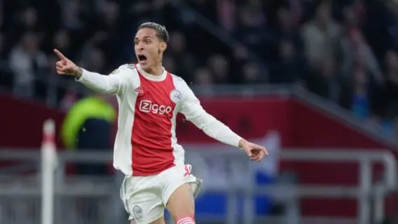 Heracles x Ajax: onde assistir, horário e escalações hoje (30/10)