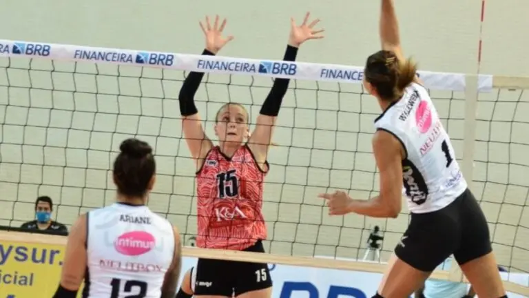 Onde assistir jogo de vôlei feminino San Martin x Praia Clube hoje (23/10)