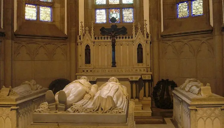 túmulos da família real