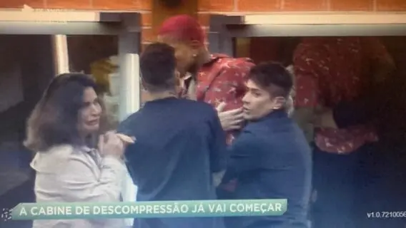 A Fazenda 2021: Dynho parte para cima de Rico em briga generalizada