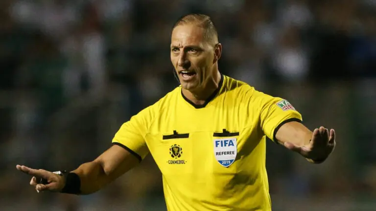 Conheça o árbitro da final da Libertadores 2021