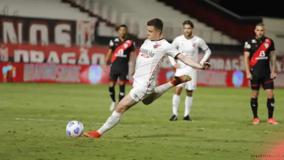 Onde assistir Atlético GO x Athletico PR ao vivo e horário do jogo – 6/10