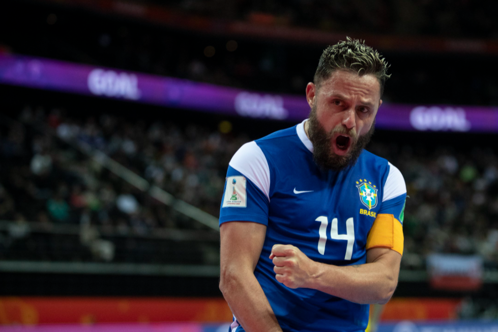 Brasil venceu por 4 a 2 jogo hoje e resultado garantiu o 3º lugar na Copa do Mundo de futsal